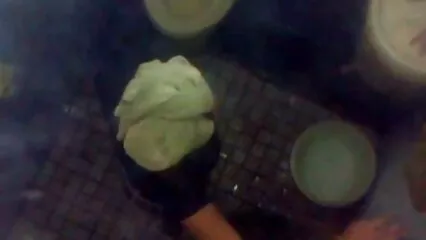 Linda perra besó maduras tetonas follando al abuelo