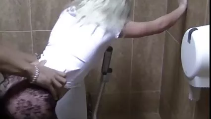 Linda belleza tuvo que pasar videos porno madura casting desnuda