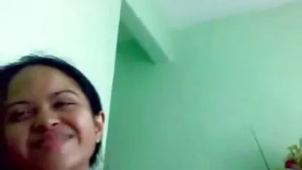 Besó y pisó el vientre maduras mamando xxx de una linda jovencita
