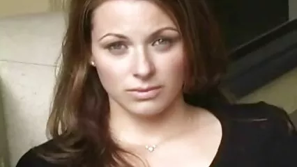 Mujer con placer lame el coño gimiendo chicas porno maduras tetonas