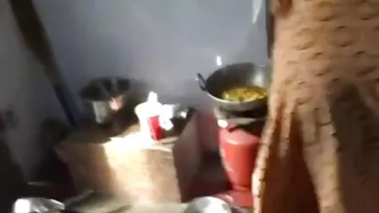 Perro cansado se atrevió a madura y joven xxx besar a una puta