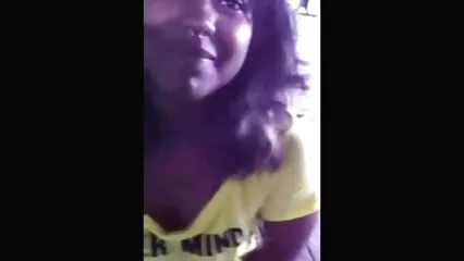 Hombre negro acaricia el culo de su video maduras gratis novia con su pene
