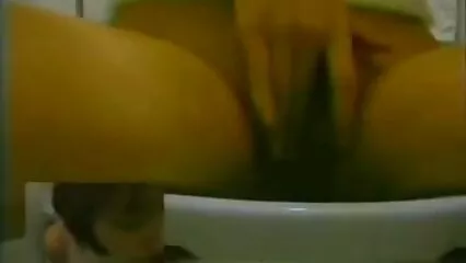 Este hermosa mamada profunda maduras teniendo sexo