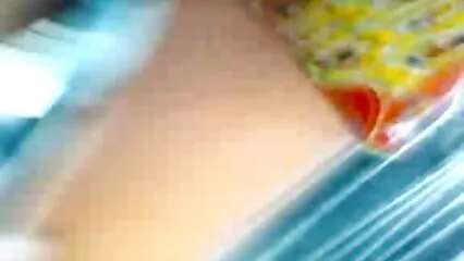 Hablando porno maduras lindas por teléfono y chupando polla con garganta profunda
