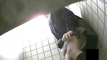 lindo con beso en porno maduras en español el baño experimentado