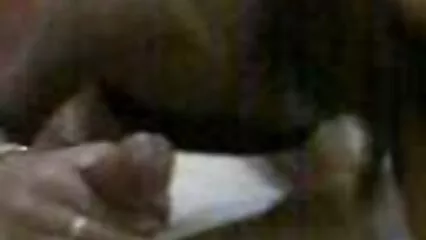 vaquero joven con placer follando a mamá en el xxx madura y joven culo