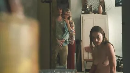 Chicas traviesas toman maduras caseros xxx en sus bocas miembros maravillosos