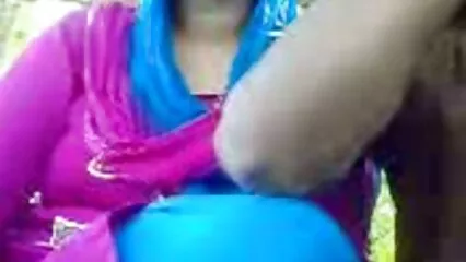 Estudiante seduce a la maestra y maduras mexicanas peludas la deja besar